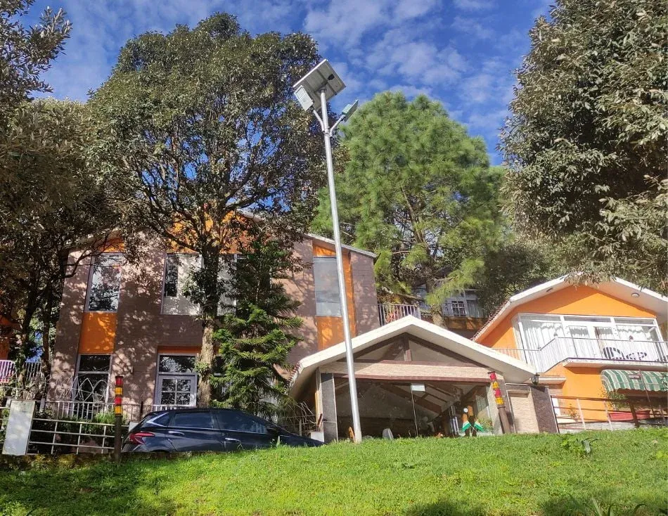 Resort Near Jhula Devi Temple – Your Gateway to Luxury & Serenity